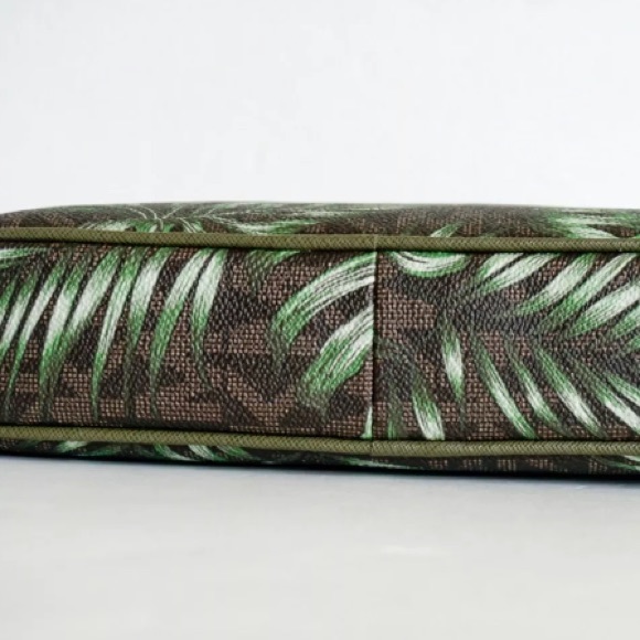 NWT MICHAEL KORS CONVERTIBLE PALM LEAVES CROSSBODY - Picture 5 of 6